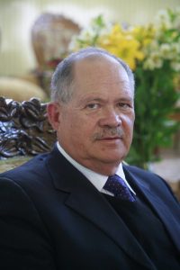 Pr. Milton Novoa