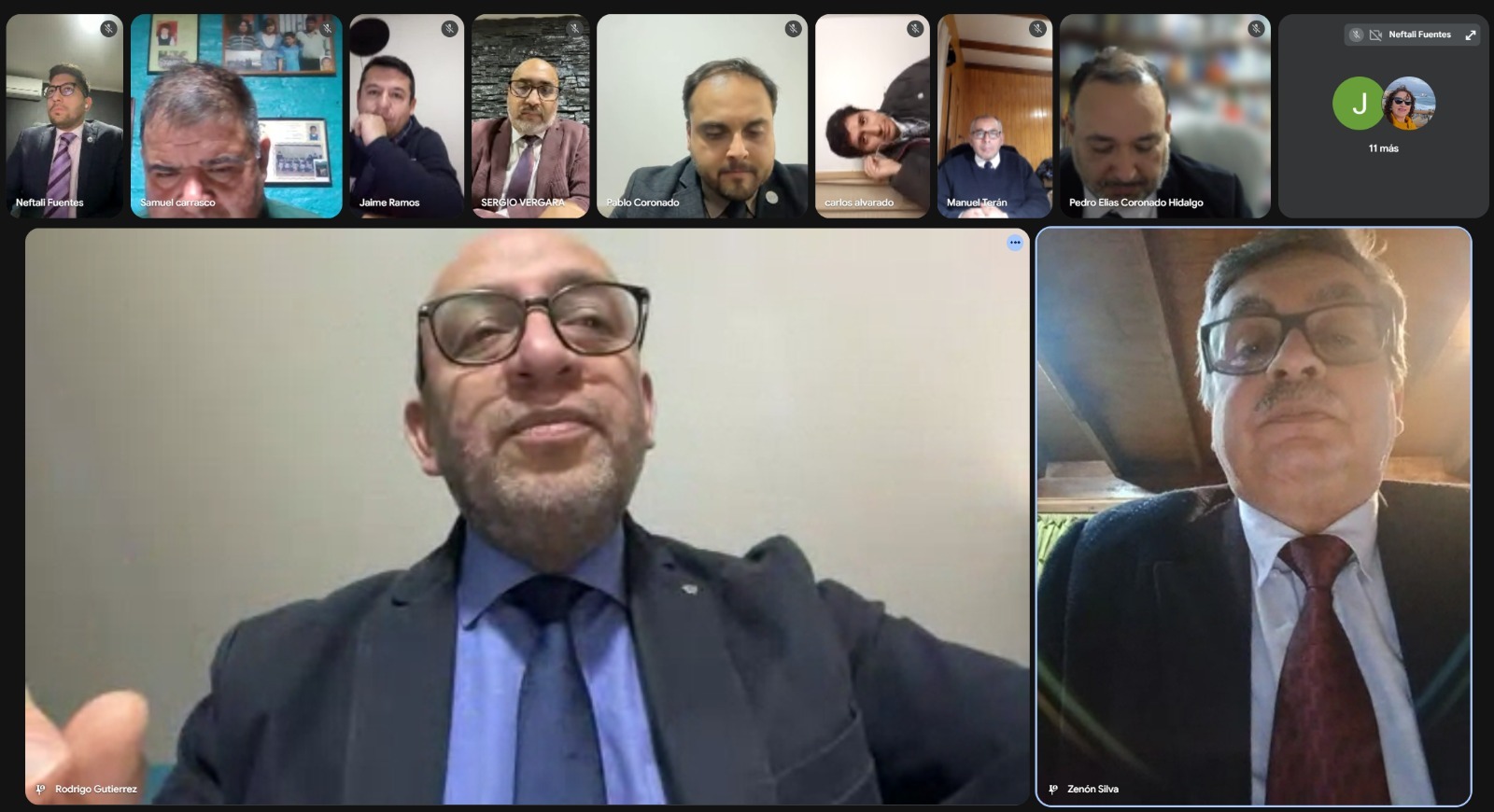 Equipo de temáticas y expositores reunidos en preparación para la zonal de julio